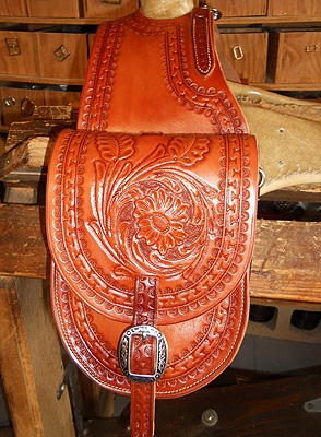 Custom Tooled Pommel Bags